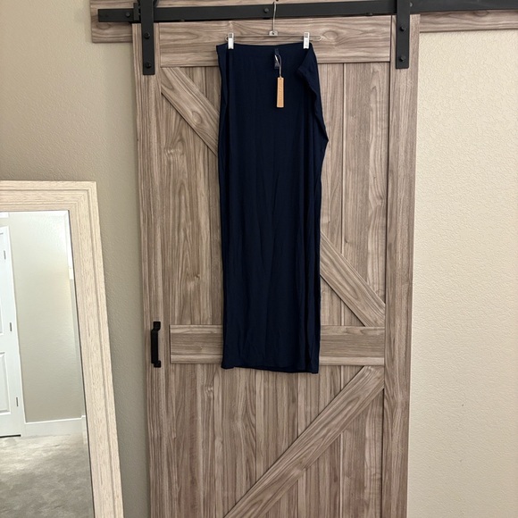 SKIMS Deep Blue Maxi Skirt size 3x - Picture 6 of 9